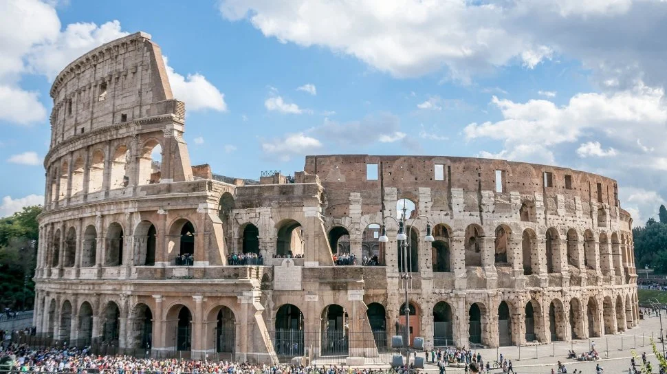 Wisata Sejarah di Colosseum Keagungan Roma Kuno di Italia