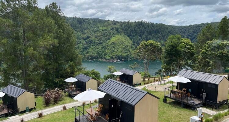 Penginapan di Danau Toba