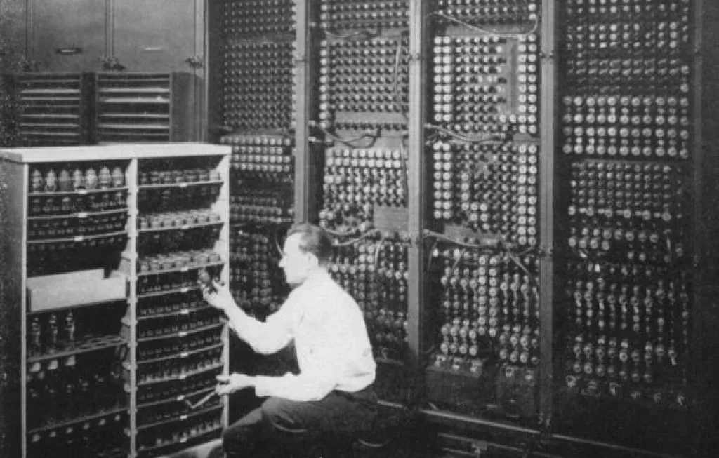 Analisis Genre = Berita; Mood = Informatif, penting, dan menguntungkan (memudahkan layanan publik).

Website Resmi Kota Kediri