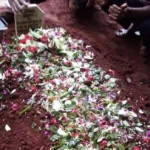 Bunga Tabur Ziarah Kubur