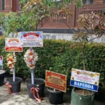 ganti karangan bunga