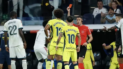Mourinho Vinicius kartu merah